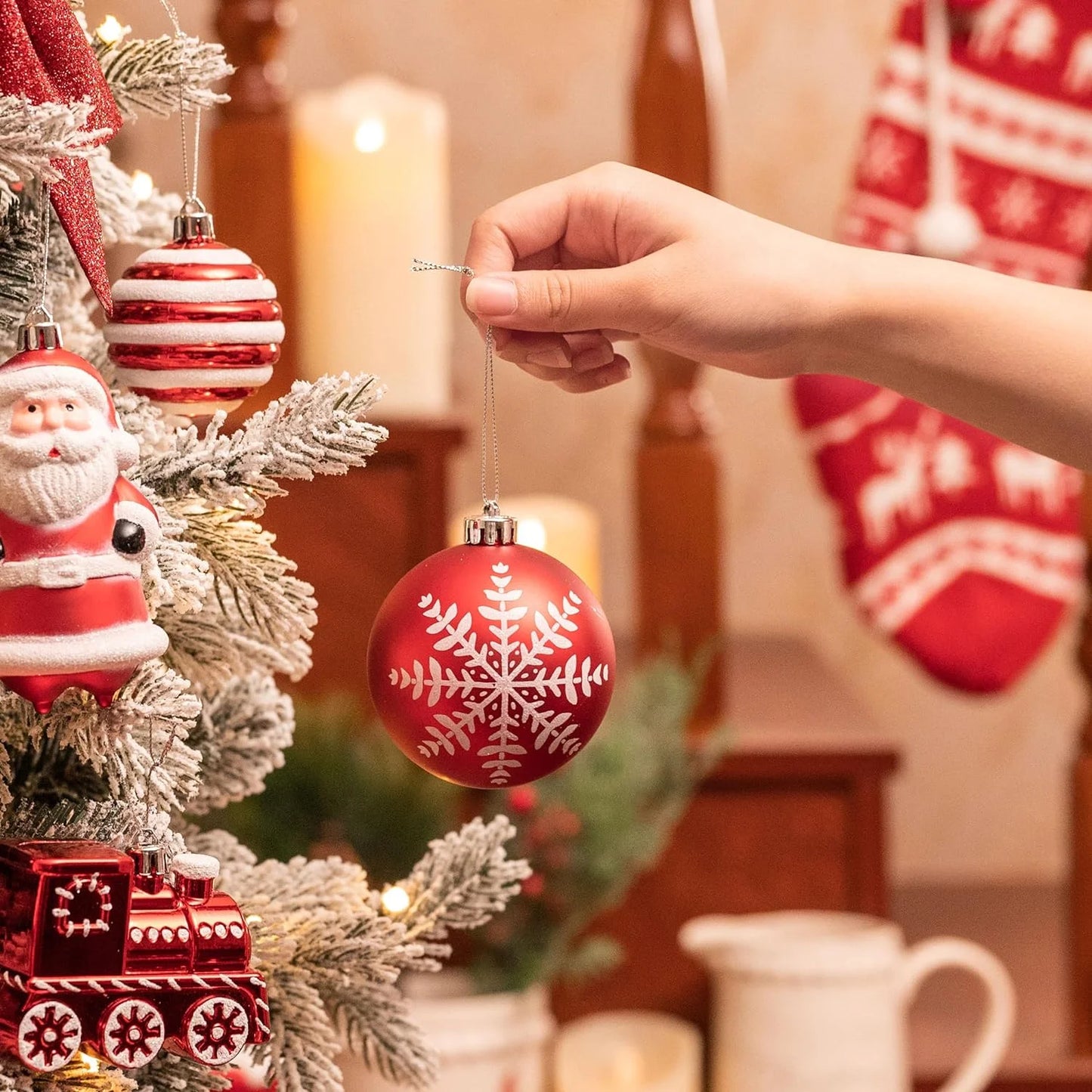 155Ct Christmas Ornaments Set, Red White Shatterproof Ornaments for Xmas Party Decor