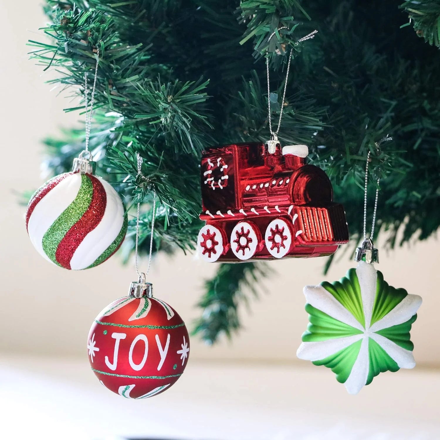 100Ct Christmas Ornaments Set, Red Green White Christmas Tree Ornaments for Party Decor