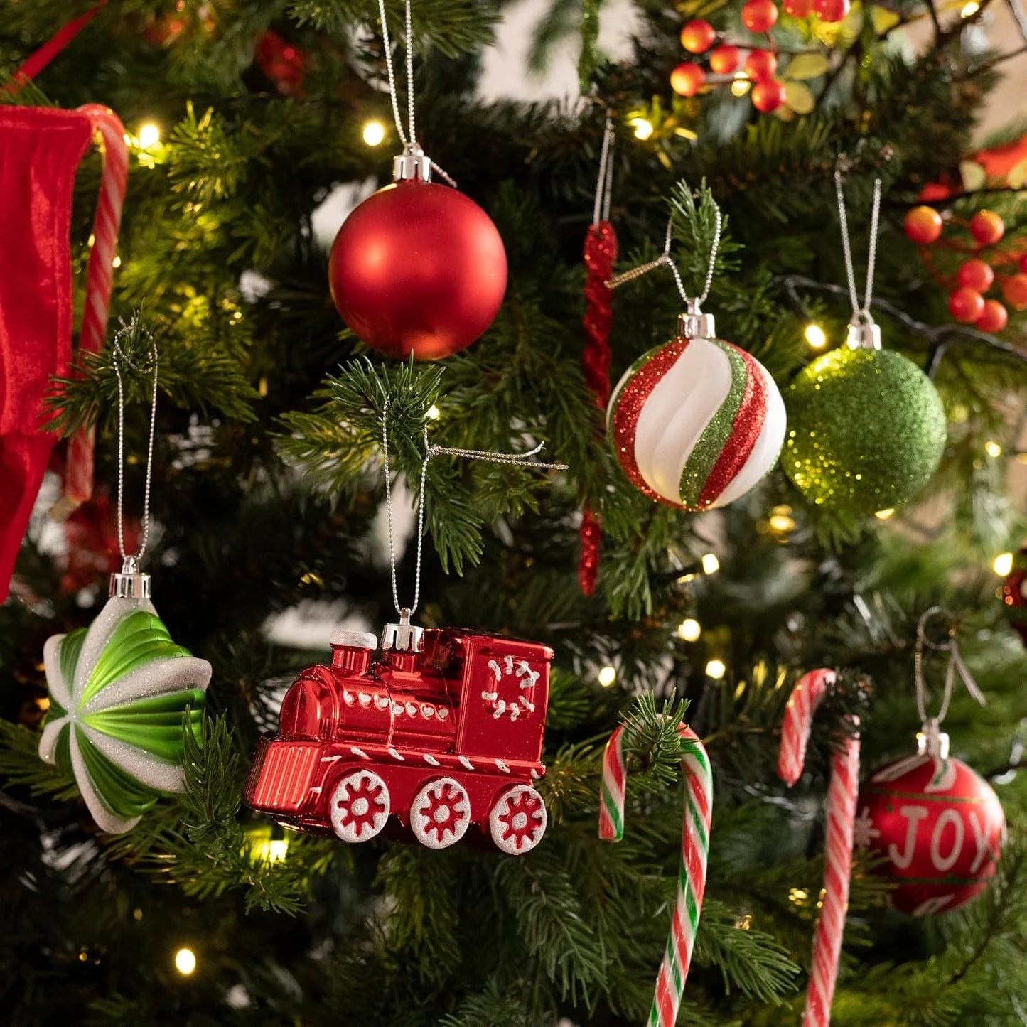 100Ct Christmas Ornaments Set, Red Green White Christmas Tree Ornaments for Party Decor